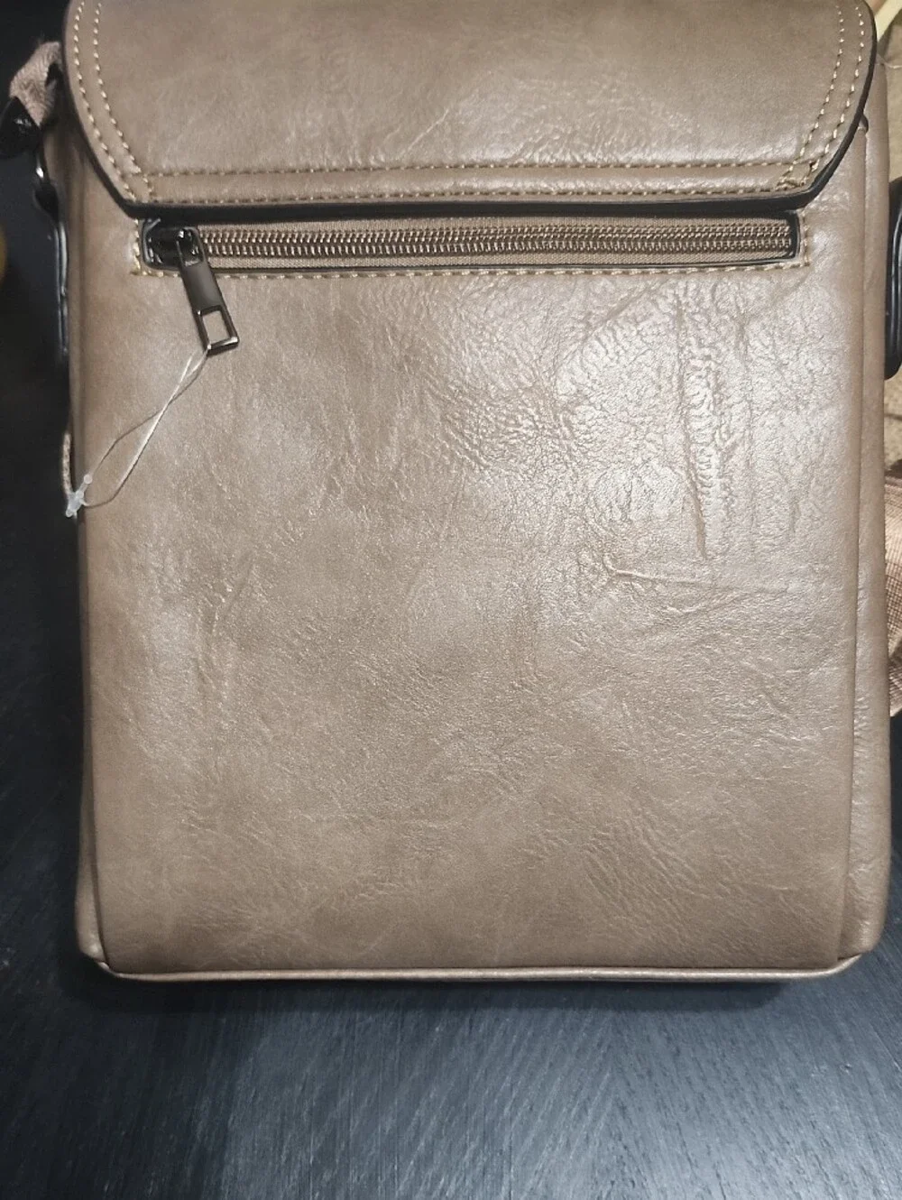 no brand fashion taupe